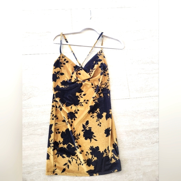 Velvet Spaghetti  Strap bodycon Mini Dress - Picture 1 of 5